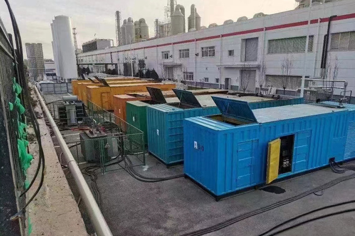 岫岩发电机租赁施工现场